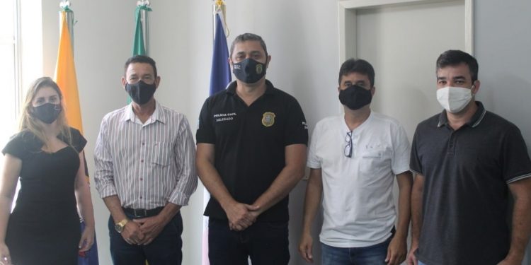 Rio Bananal: Edimilson recebe delegado para alinhar ações na segurança pública