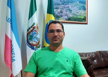 No apagar das luzes: ex-prefeito de Vila Valério prorroga contratos em atitude suspeita