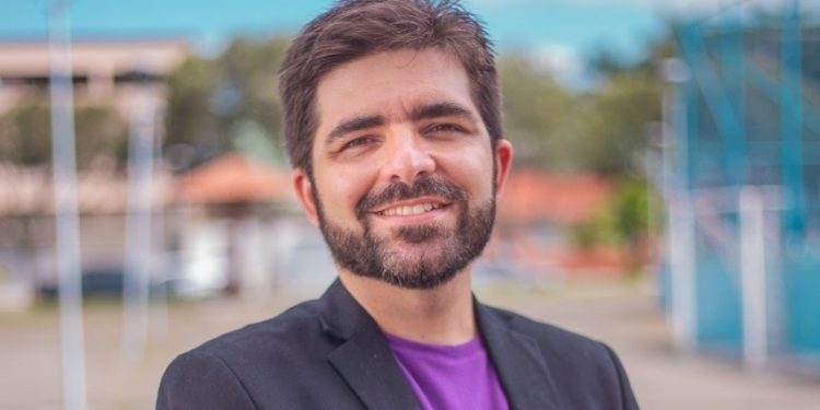 PELO FIM DOS CONSENSOS POLÍTICOS