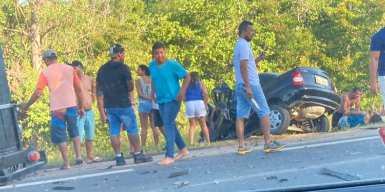 Morador de Jaguaré morre em grave acidente na BR em Sooretama