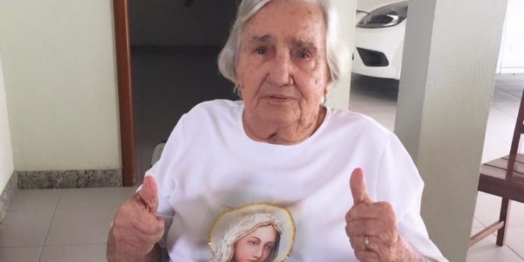 Dona Luizinha, mãe do prefeito Guerino Zanon, morre em Linhares aos 92 anos