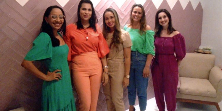 Linhares ganha clínica especializada no atendimento a mães e bebês desde a gestação