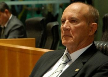 Mais uma lei de autoria de Luiz Durão defende usuários de planos de saúde