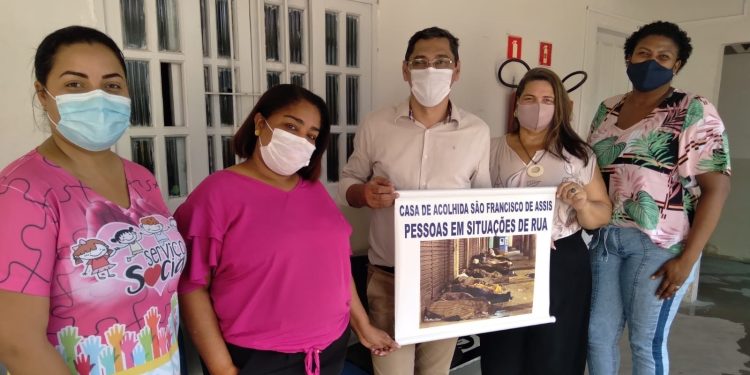 Projeto inédito em Linhares quer mudar olhar da sociedade para pessoas em situação de rua
