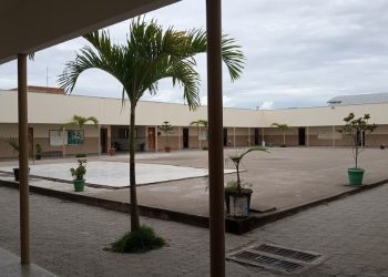 Sooretama: vereador denuncia ‘maquiagem’ em escola reformada por mais de R$ 1 milhão