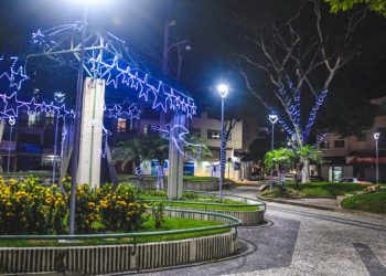 Linhares terá Natal Encantado com árvore gigante e loja vazia para doação de presentes