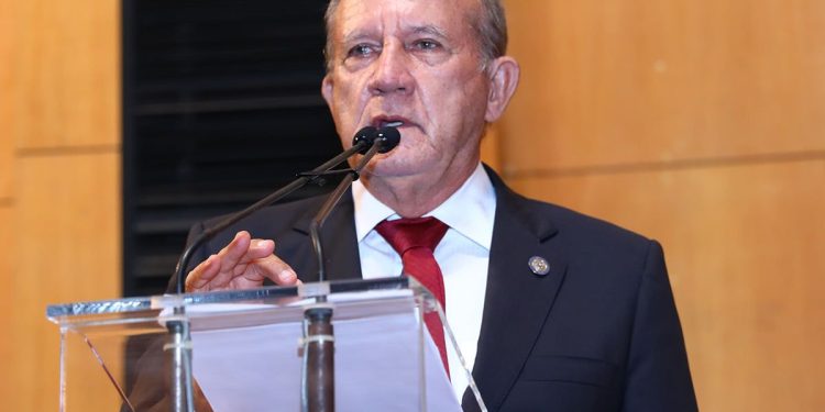 Lei obriga bares e restaurantes do ES a exibirem preços na entrada dos estabelecimentos