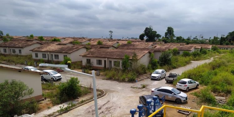 Bolsonaro libera R$ 24 milhões para conclusão de 431 casas populares em Sooretama