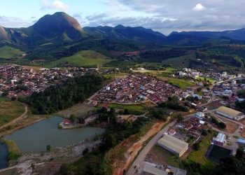 Governador Lindenberg e MPES assinam Termo de Cooperação para educação ambiental