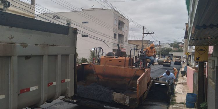 Fim da espera: começam obras de reconstrução da rodovia que liga Rio Bananal a Linhares