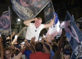 Reeleito, Renato Casagrande seguirá no comando do ES por mais quatro anos