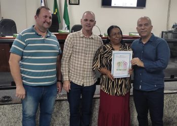 Sooretama avança regularização fundiária com a entrega de mais escrituras de imóveis