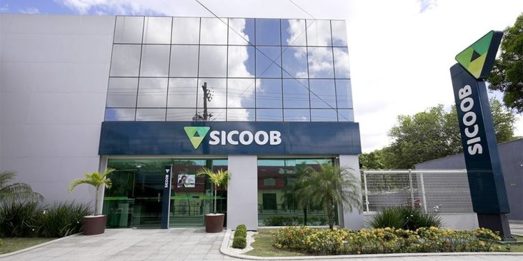 Cooperados do Sicoob recebem R$ 152 milhões na virada do ano