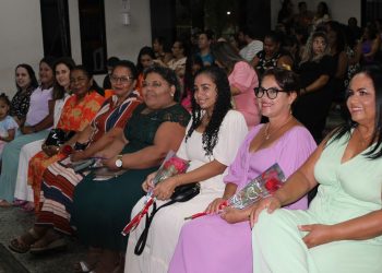 Representando todas: mulheres que se destacam são homenageadas em Sooretama