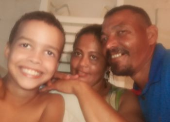 Pai de um dos adolescentes mortos em Sooretama faz homenagem comovente ao filho