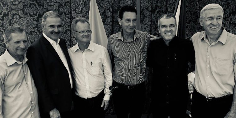 Apenas cinco nomes comandaram a Prefeitura de Rio Bananal em 44 anos