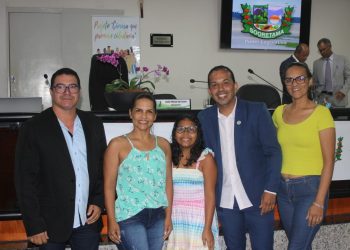 Quadra poliesportiva em Sooretama recebe o nome de Edvaldo Stein