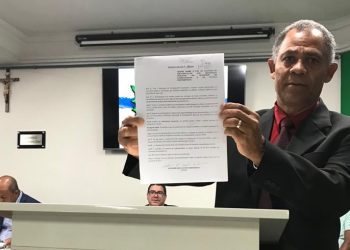 Servidores que atendem ao público terão que usar crachás de identificação em Sooretama