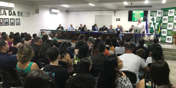 Esportistas, advogados e policiais são homenageados na Câmara de Sooretama