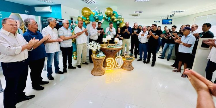 Sicoob comemora 30 anos de fundação em Rio Bananal