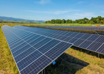 EDP investe R$ 200 milhões na implantação de 13 usinas solares no ES