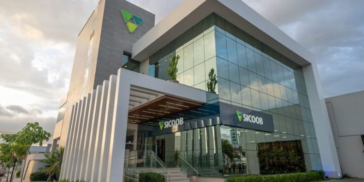 Recorde: resultado do Sicoob ES ultrapassa R$ 1 bilhão em 2023