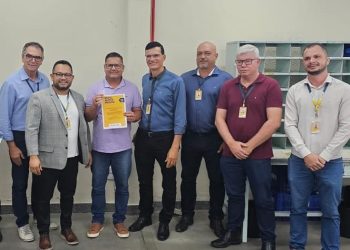 Servidor dos Correios em Sooretama é homenageado por mais de 25 anos de trabalho na instituição