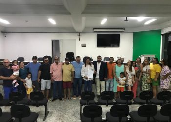Ex-vereador e professora dão nome a escolas reinauguradas em Sooretama
