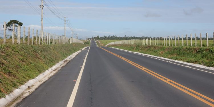 Rodovia que liga Linhares a Colatina tem novo asfalto inaugurado