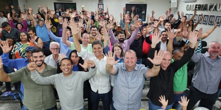 Ferraço manifesta apoio do Governo do Estado a Fernando Camiletti em Sooretama: “Estamos juntos e firmes”