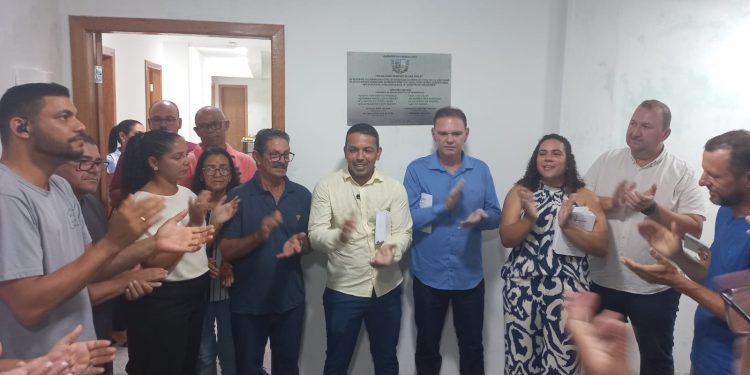 Ao finalizar gestão na presidência, João Paulo entrega anexo de gabinetes na Câmara de Sooretama