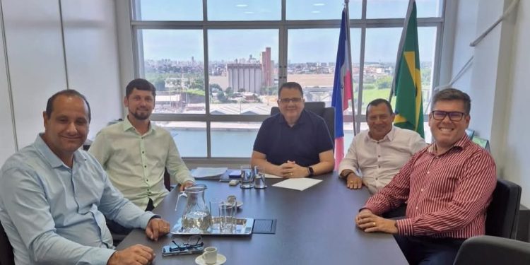 Em agendas no Governo do Estado, Bruno e Vilson estreitam parcerias para investimentos em Rio Bananal