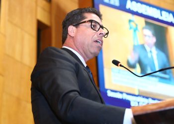 Reeleito presidente da Ales, Marcelo Santos confirma protagonismo na política capixaba