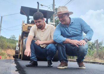 Rodovia rural está sendo recuperada em Rio Bananal