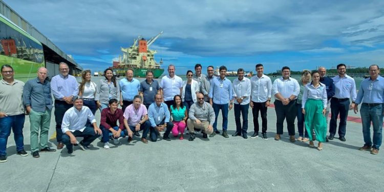 Novos prefeitos, entre eles o de Sooretama, ratificam compromisso com Parque Logístico do ES