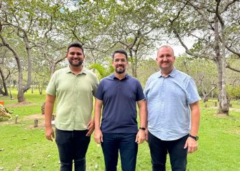 Comitiva estadual visita atrativos turísticos de Sooretama