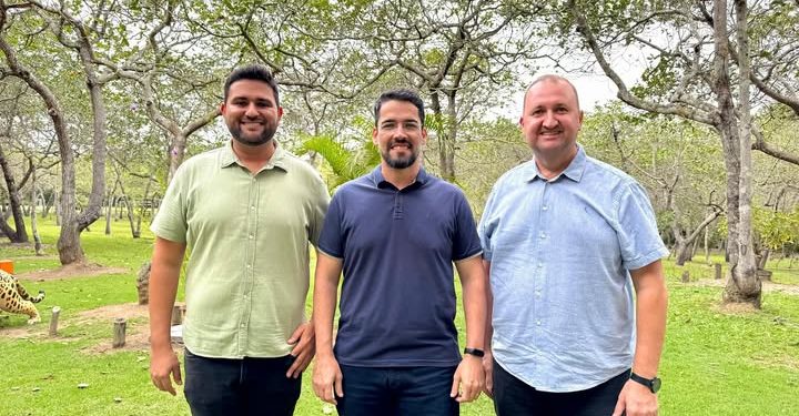 Comitiva estadual visita atrativos turísticos de Sooretama