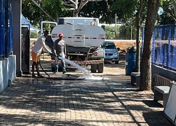 Mutirão de limpeza é realizado após a 13ª Festa do Café de Juerana A em Sooretama