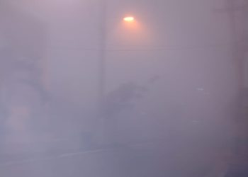 Queima de palha em secadores causa transtornos a moradores de distrito de Vila Valério