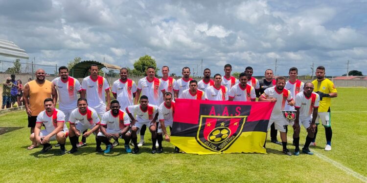 Grupo de amigos formaliza criação da Associação Atlética Sooretama