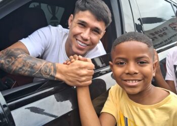 Talento de Sooretama disputa o Brasileirão Kids de Futebol por equipe do Paraná