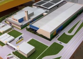 Lecar apresenta maquete de fábrica em Sooretama no Salão Internacional do Automóvel de SP