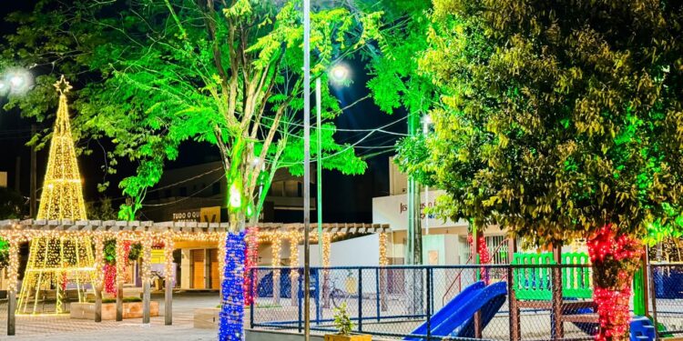 Chegada do Papai Noel abre celebração do Natal em Sooretama nesta sexta-feira (12)