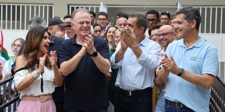 Governador e prefeito realizam série de inaugurações em Jaguaré