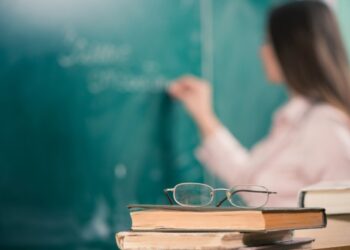 Sooretama abre dois processos seletivos para profissionais da Educação