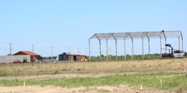 Jaguaré recebe instalação de três novas empresas em seu Polo Industrial