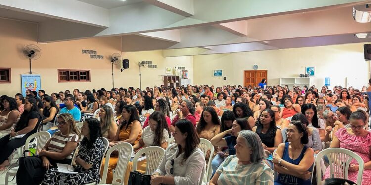 Sooretama recepciona mais de 900 educadores em encontro de valorização para início do ano letivo