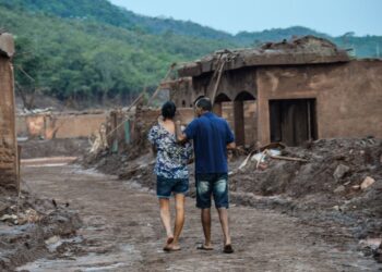 Possível programa de indenização para mulheres atingidas pelo desastre de Mariana está em discussão