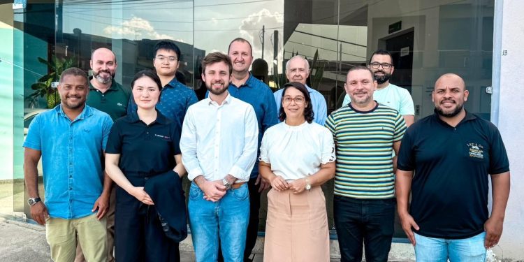 Executivos da Lecar e Shineray visitam Sooretama visando implantação de montadoras de automóveis