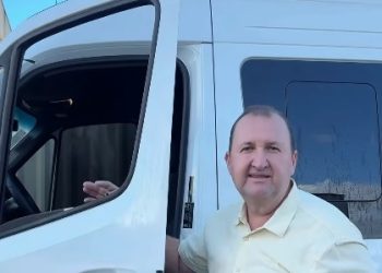 Sooretama amplia frota da Saúde com mais quatro vans para transporte de pacientes